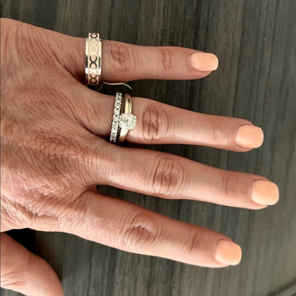 PINK & SILVER INFINITE INFINITY RING SIZES 6 & 7 - Picture 3 of 4